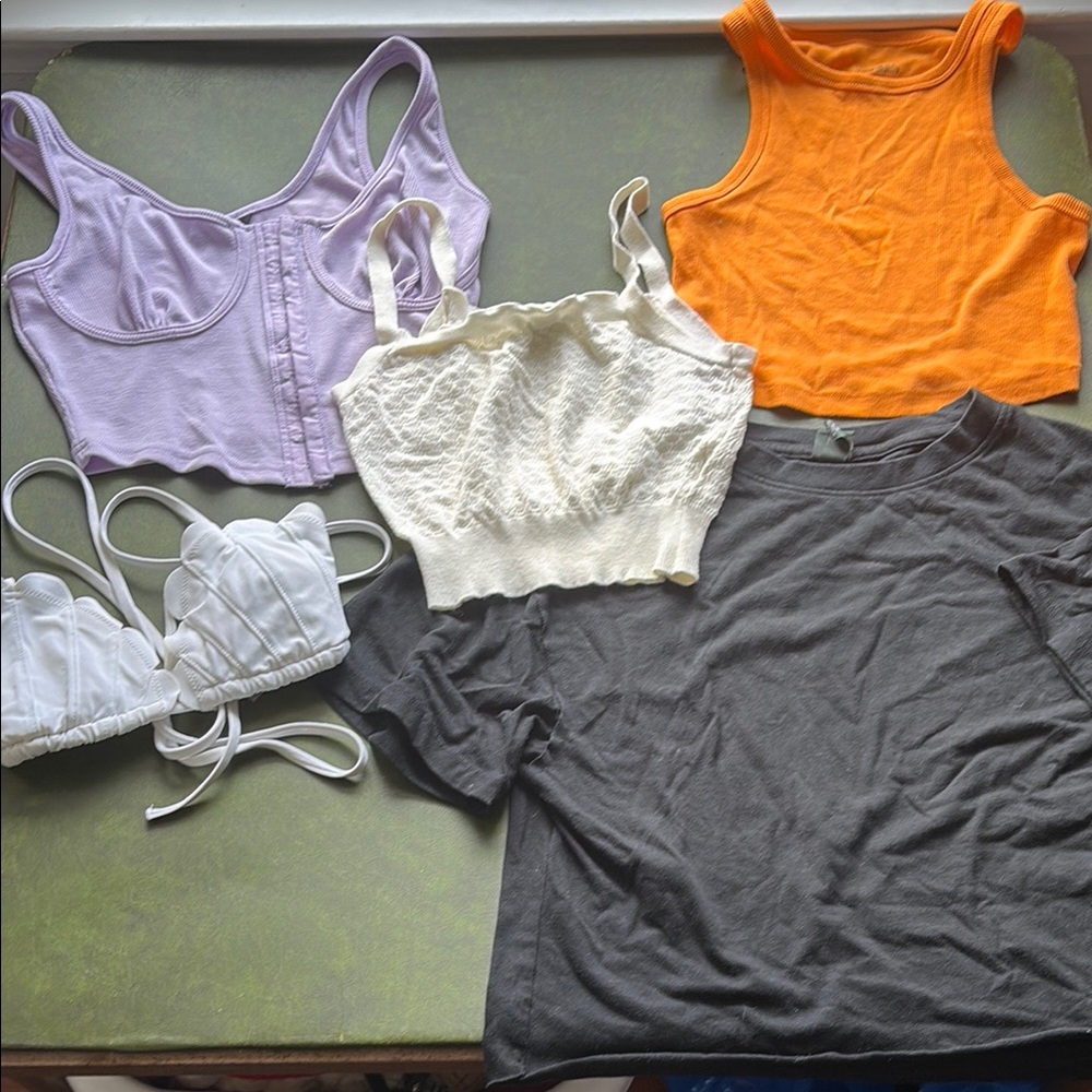 Colorful Crop Tops and Tee Set XS ALL INCLUDED